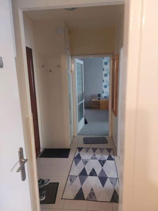 Dora Apartman Best Location & Free Parking เดเบรตเซน ภายนอก รูปภาพ